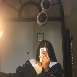 Meet your Posher, Aleshia